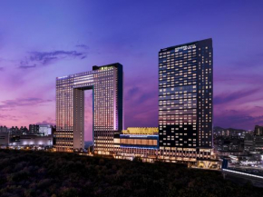  Novotel Ambassador Seoul Yongsan  Сеул